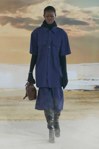 Look 50